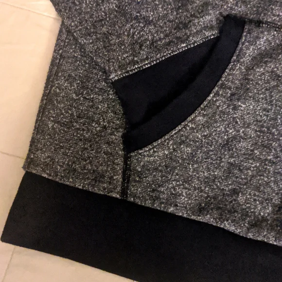 Express pullover hoodie - Picture 4 of 6